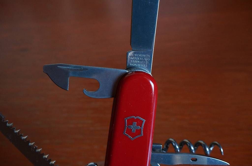 Victorinox Taschenmesser: Victorinox "Huntsman" Schweizer Offiziersmesser – Gebraucht aus Spreitenbach von Salesmanship 3