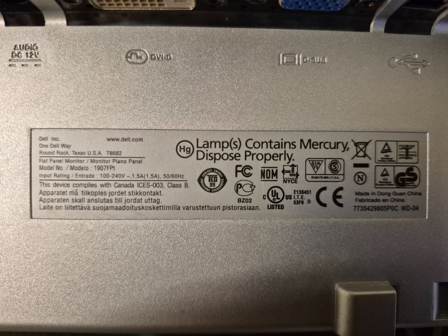 Dell Monitor: Monitor Dell 1907FP orientable 19" +  HP Logitech Z207 – Usato da Vilars NE venduto da Debrot61 2