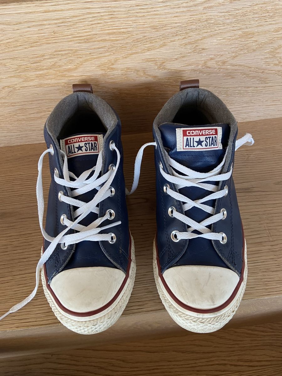 Chaussures hommes: Schuhe CONVERSE All Star Gr. 36 – D'occasion à Lützelflüh-Goldb par N.H.