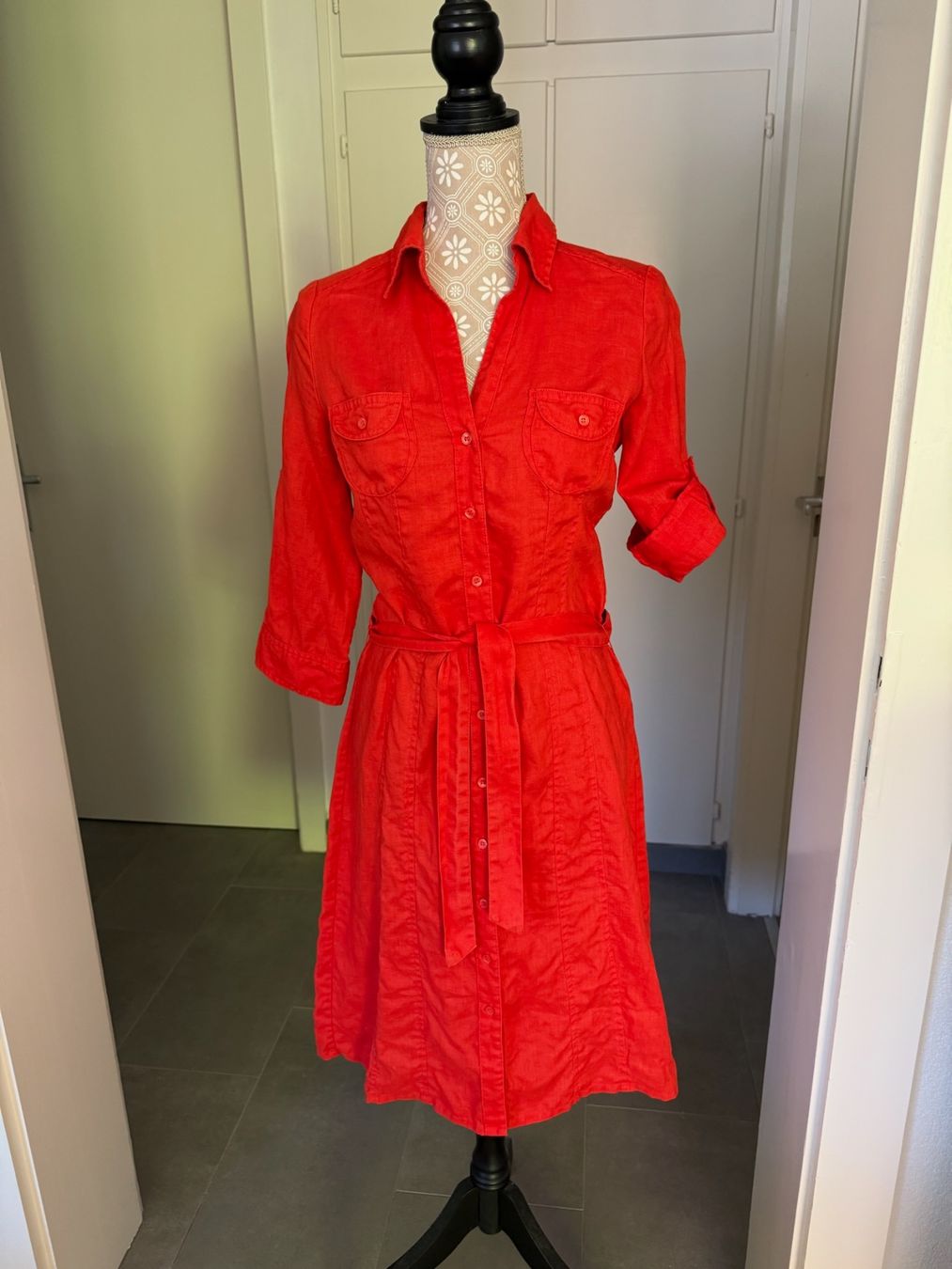H&M Robes: H&M - robe - 36 – D'occasion à Sion par accroshoes