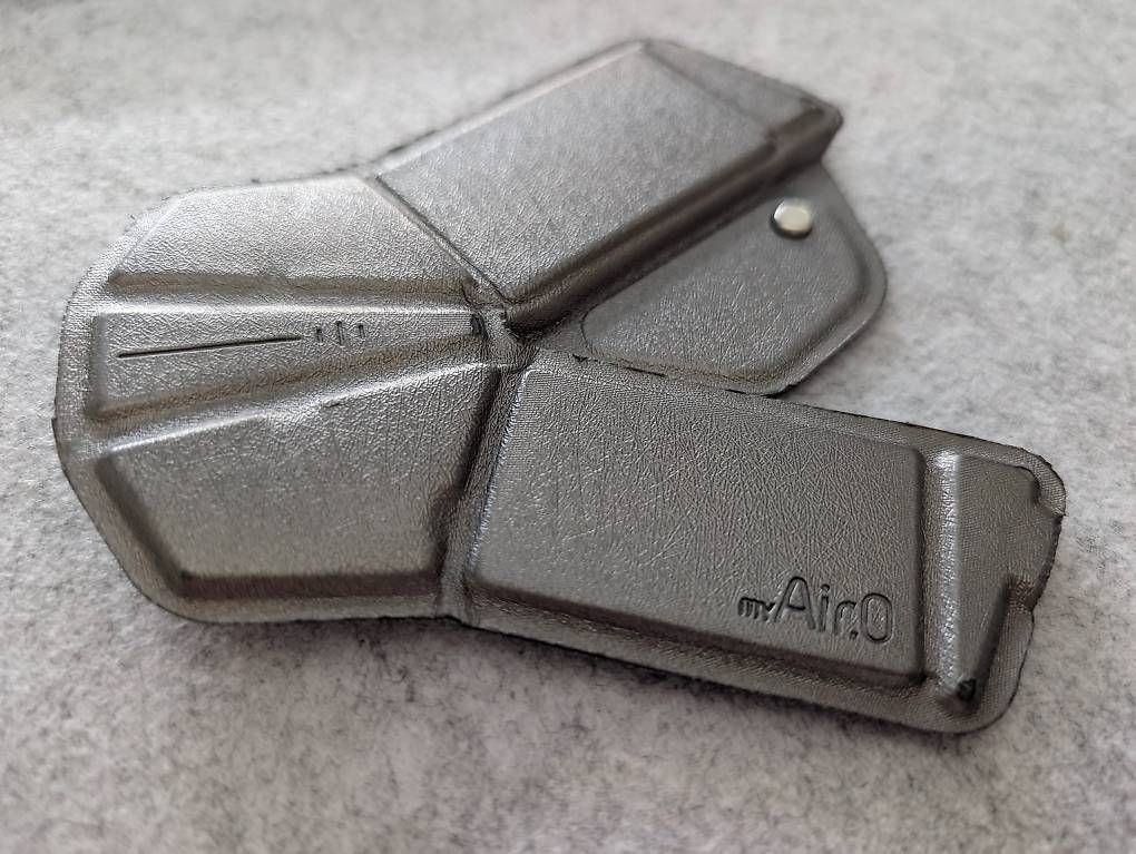 Giocattoli: myAir.0 The Foldable Slim Origami Mouse OriMouse - Titanium – Usato da Zürich venduto da YogaMatt 4