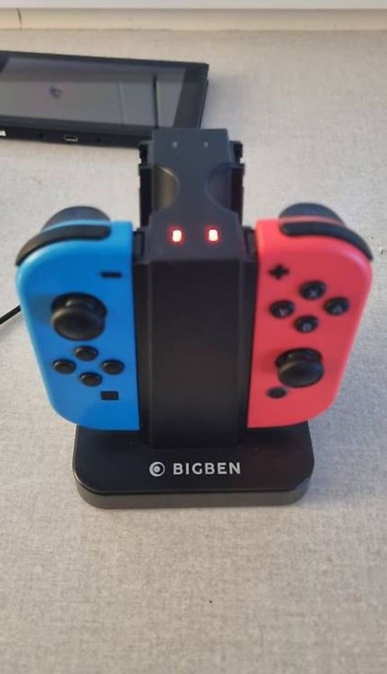 Nintendo Console: Nintendo Switch + Bigben Aufladestation – Usato da Burgdorf venduto da gre_xf9l 3