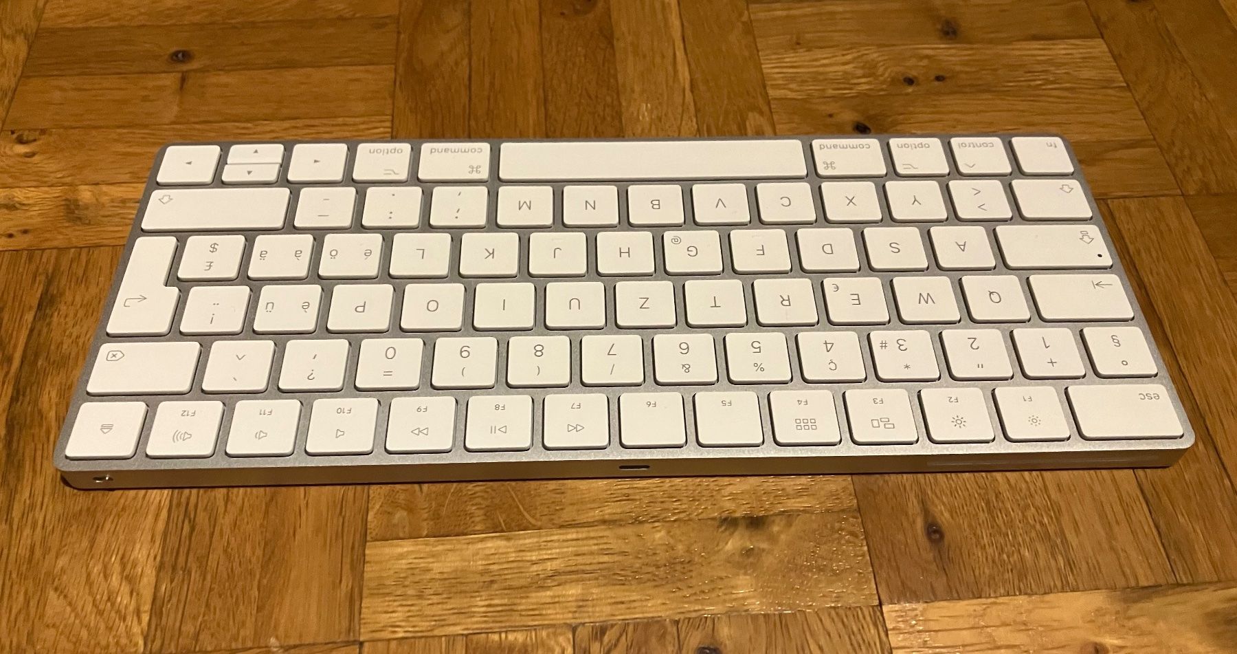 Apple Tastaturen: Apple Magic Keyboard CH (Schweizer Layout) – Gebraucht aus Winterthur von
