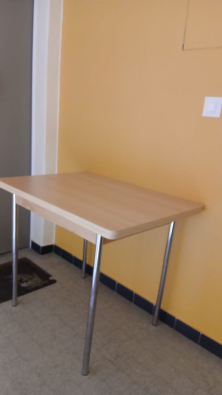 Tables: Tisch aus Holz – D'occasion à Villmergen par kat_25vh 4