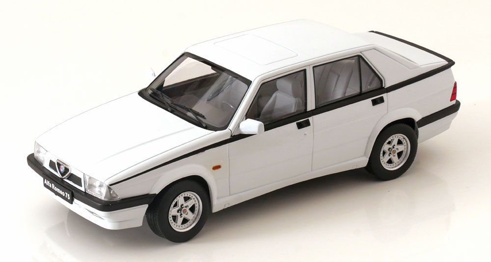 Alfa Romeo Modellautos: Alfa Romeo 75 1991 , Triple9 , 1:18 – Neu und originalverpackt aus Goldach von Feivel9 1