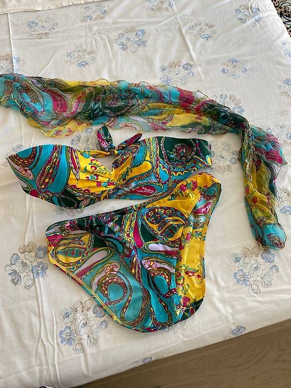 Costumi da bagno & Bikini: Bikini femme – Usato da Meyrin venduto da docmac 1