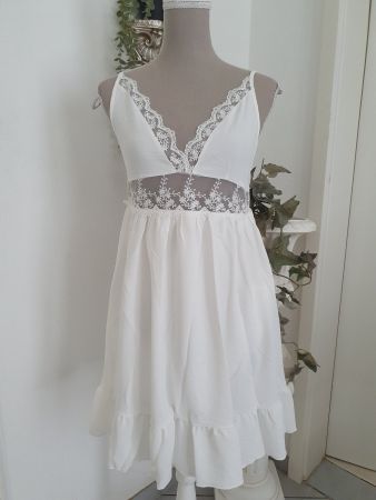 Weisses Sommerkleid m. Spitze Gr M *neu*