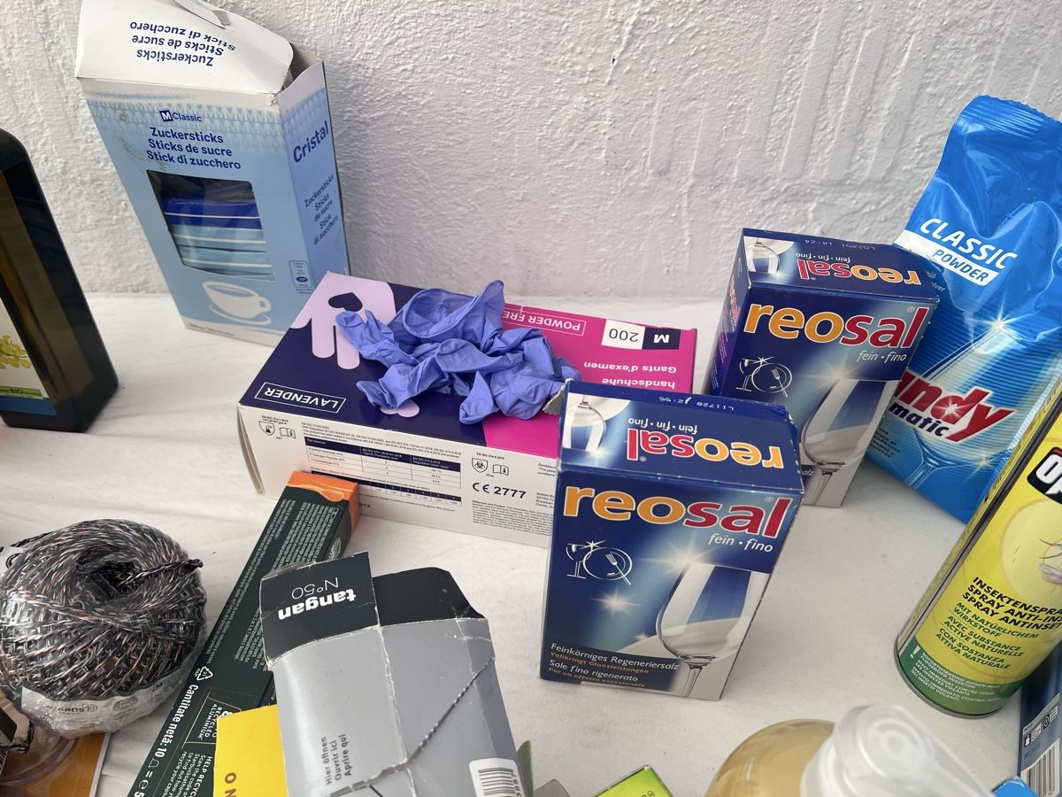 Pflegeprodukte: Haushaltswaren Konvolut (50) – Gebraucht aus Glattfelden von bro_f2vv 7