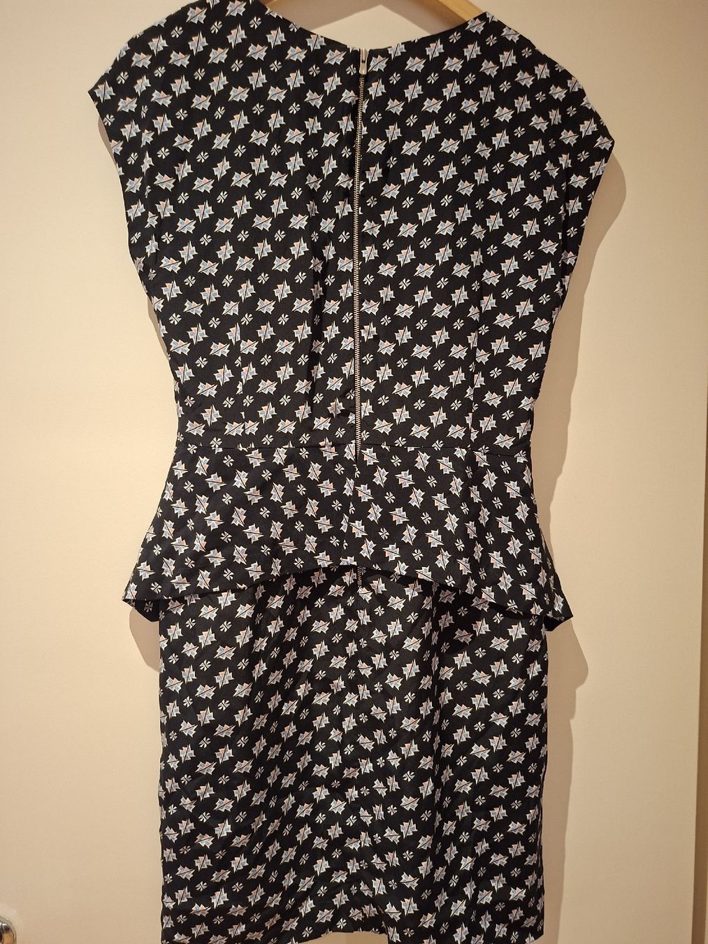 Sandro Robes: Sandro Dress Size 3 – D'occasion à Zürich par Lolaad 4