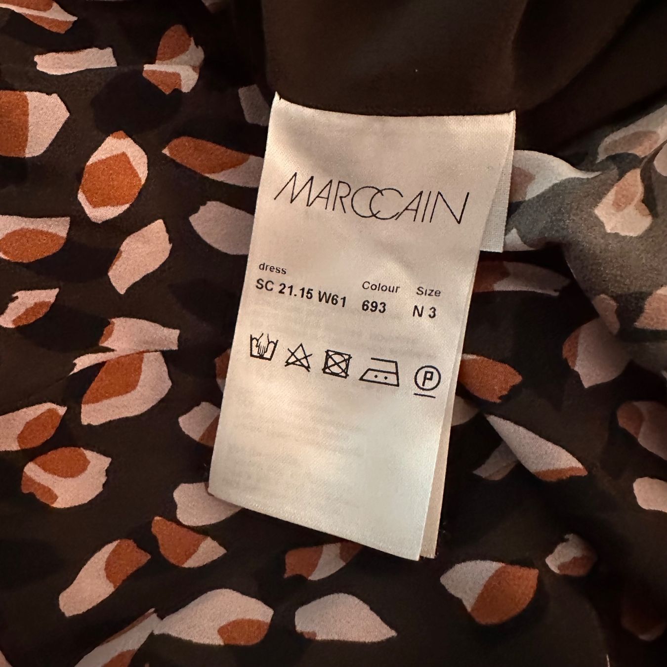 Marc Cain Kleider: Marc Cain Kleid N3 wie neu – Neu (gemäss Beschreibung) aus St. Gallen von gag_6sxh 3