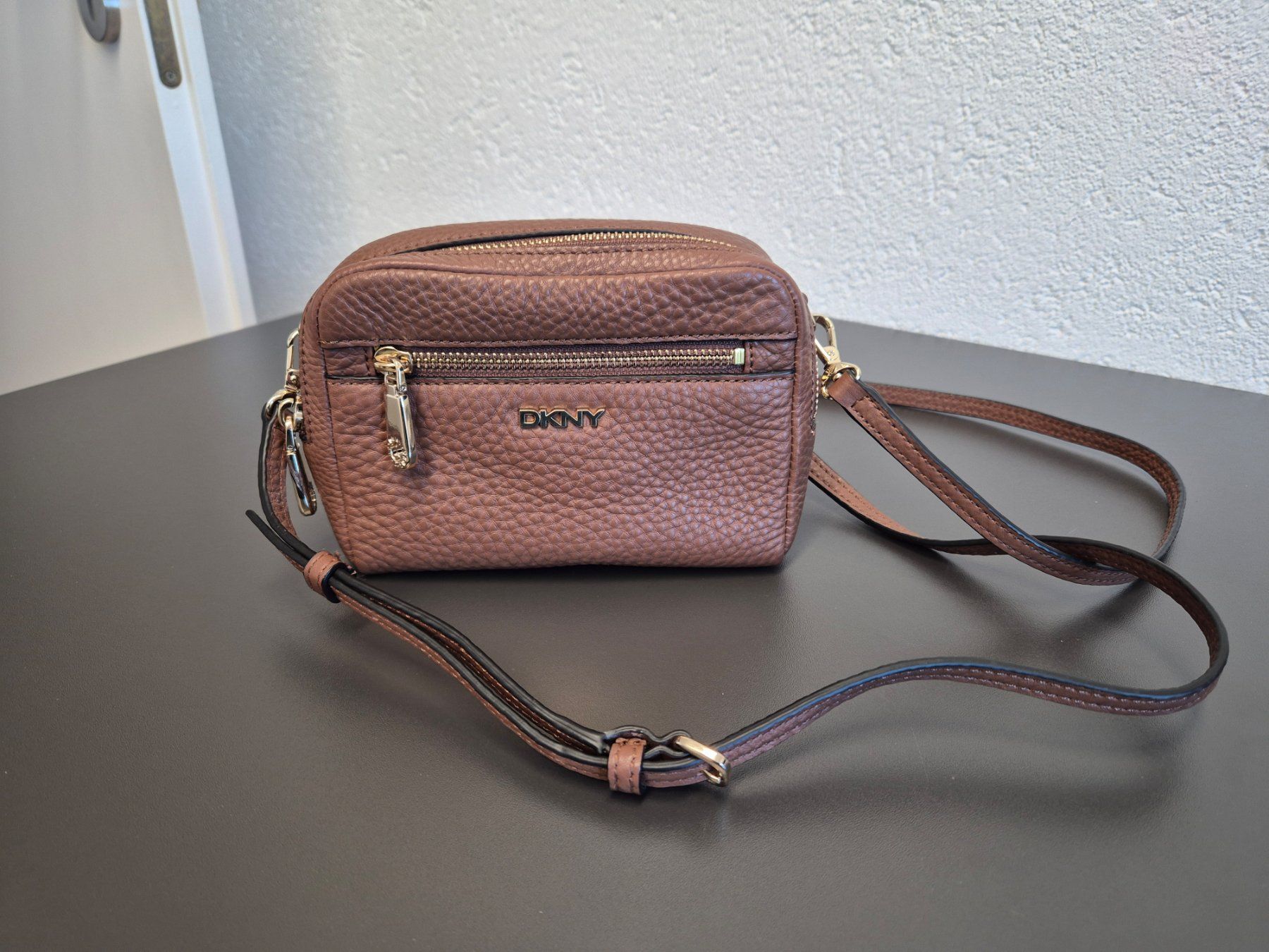 DKNY Borse da donna: Kleine Tasche von DKNY – Usato da Mühlau venduto da Jolanda_T 1