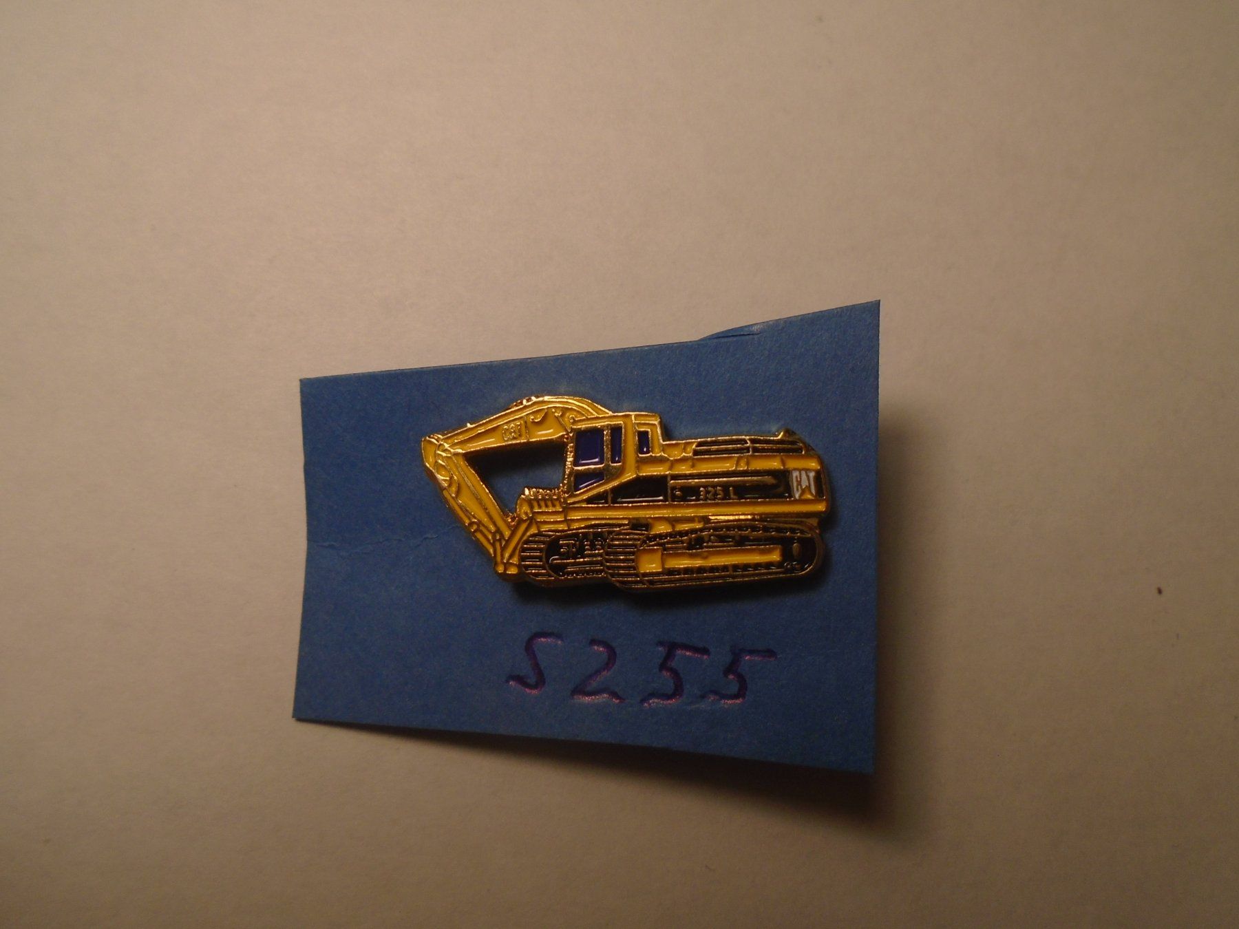 Plaquettes & Badges: 1  CAT 325 L Bagger Pin (S255) – D'occasion à Winterthur par Beli2000 1