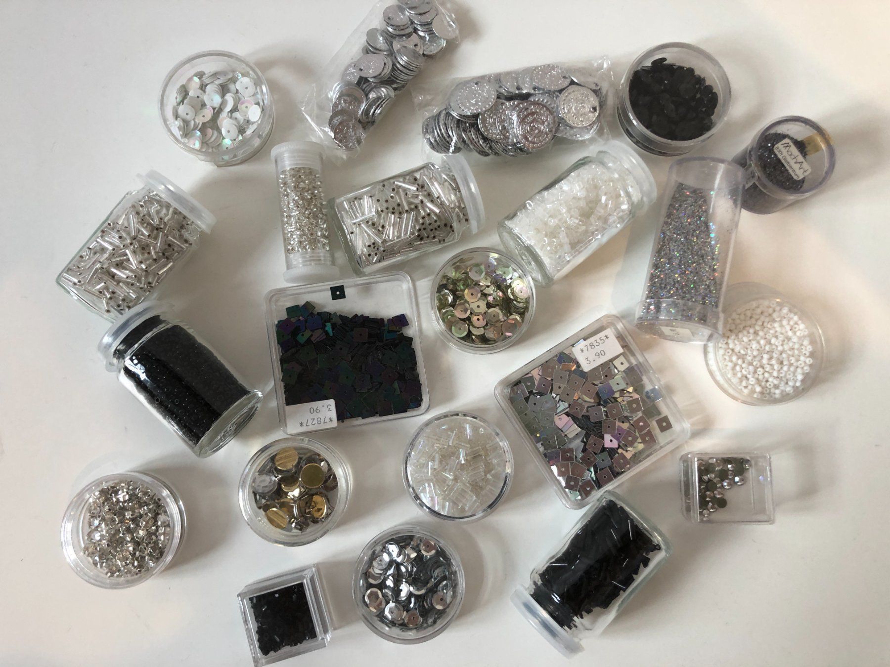 Perle (finte): SILVER Pailletten Perlen Strass Glitter – Usato da Zürich venduto da its-love