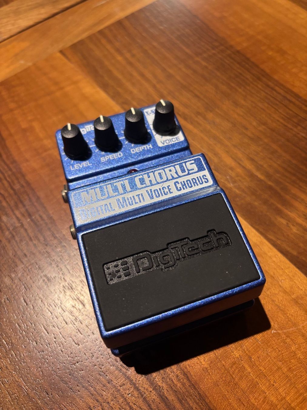 Musikinstrumente: DIGITECH Multi Chorus Pedal – Gebraucht aus Kaiserstuhl AG von GTM-Kaiserstuhl
