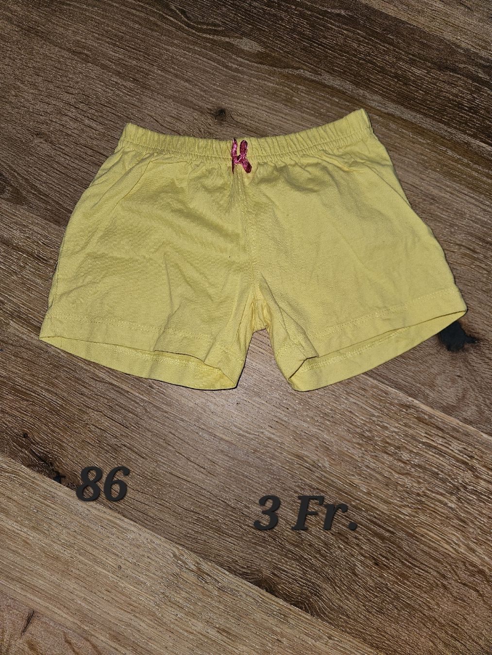 Hosen: kurze Hosen Grösse 86 – Neu (gemäss Beschreibung) aus Brittnau von Ro-Sa1902