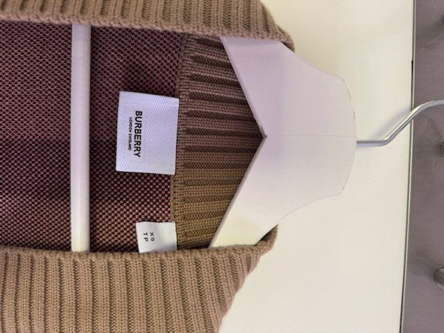 Burberry Giacche: Strickjacke Burberry – Usato da Bassersdorf venduto da ABBSULZER 2