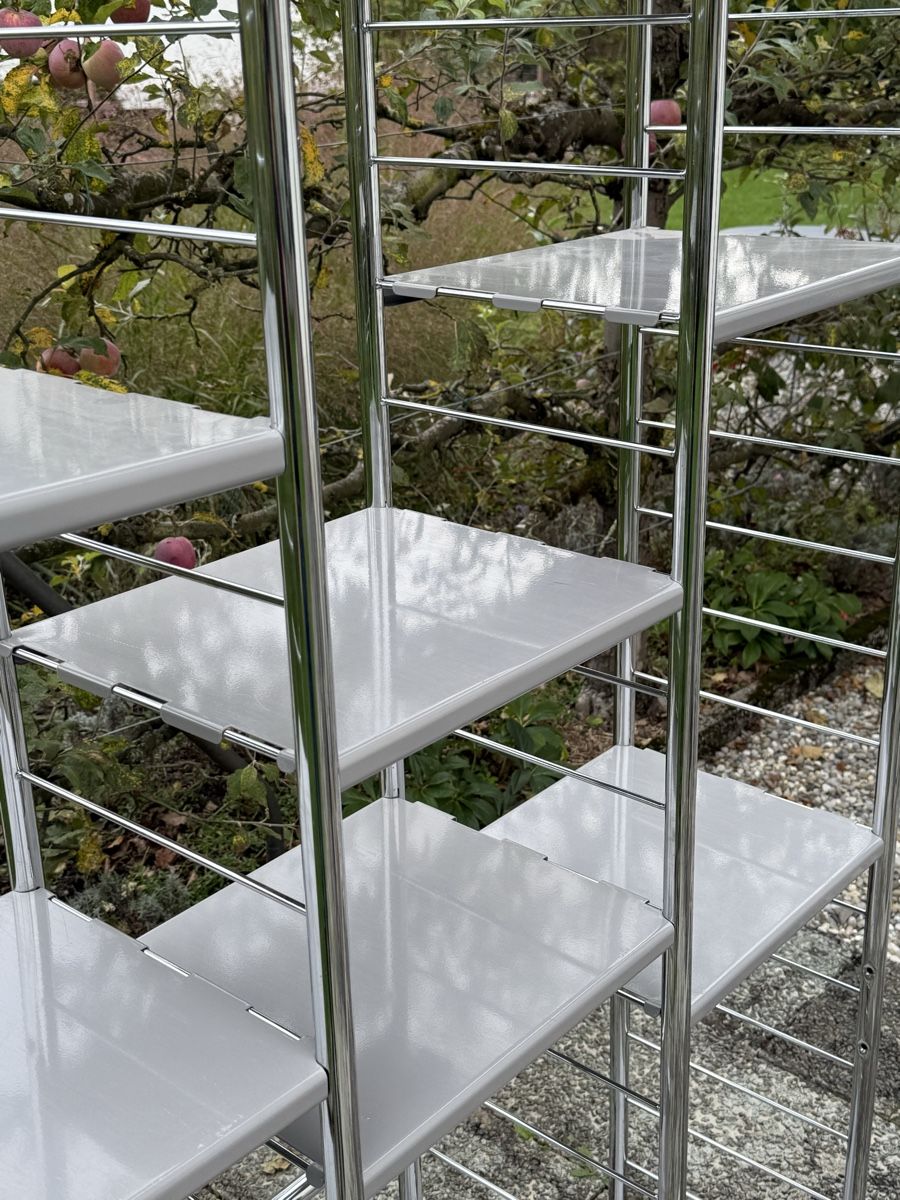 Interio Scaffali: Metallregal Chrom/grau variabel – Usato da Langenthal venduto da Decoder 1