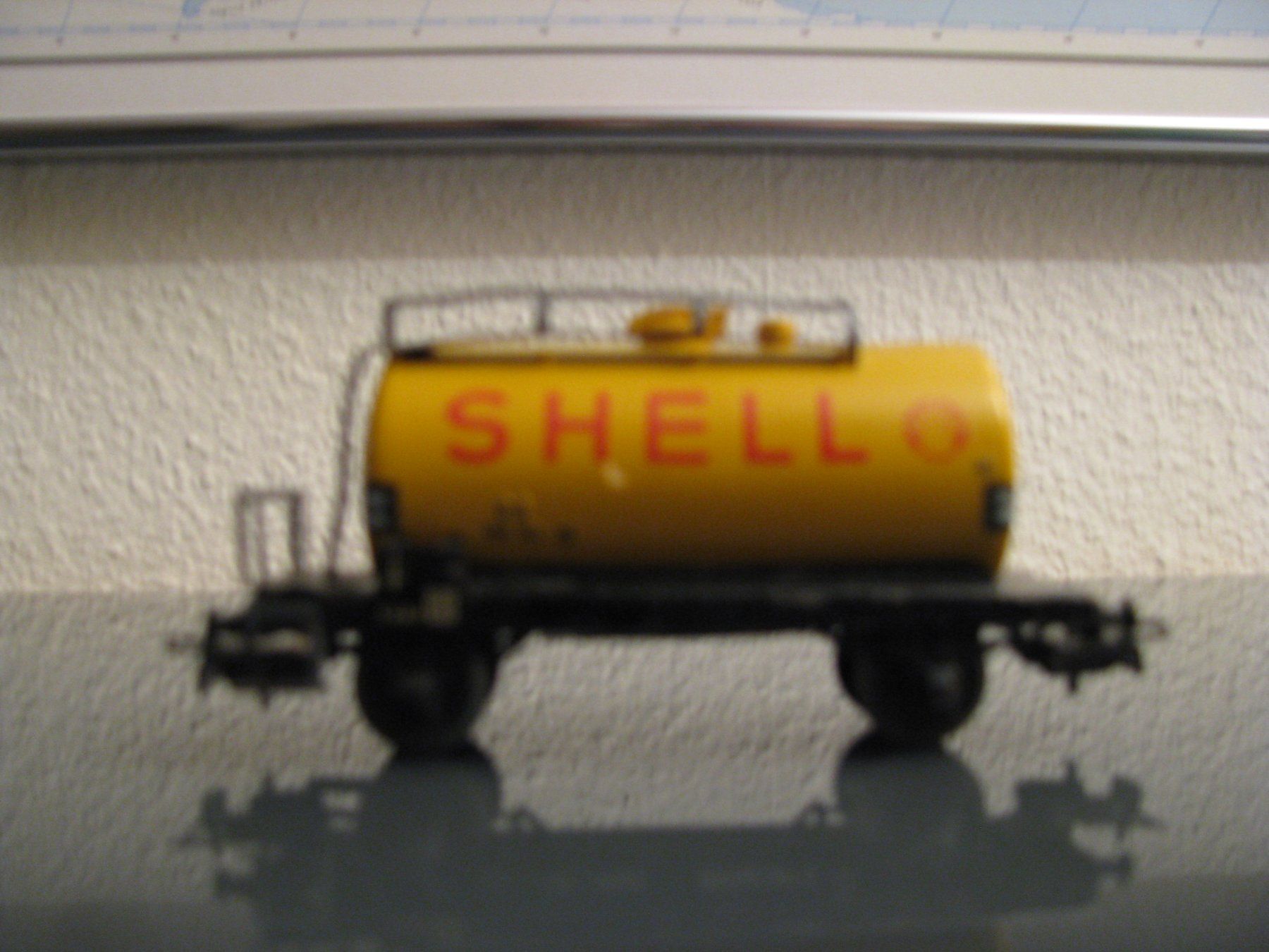 Märklin Modellini di ferrovie: MAK H0  4502.1 - Kesselwagen der DB – Usato da Kloten venduto da Minitrain1942