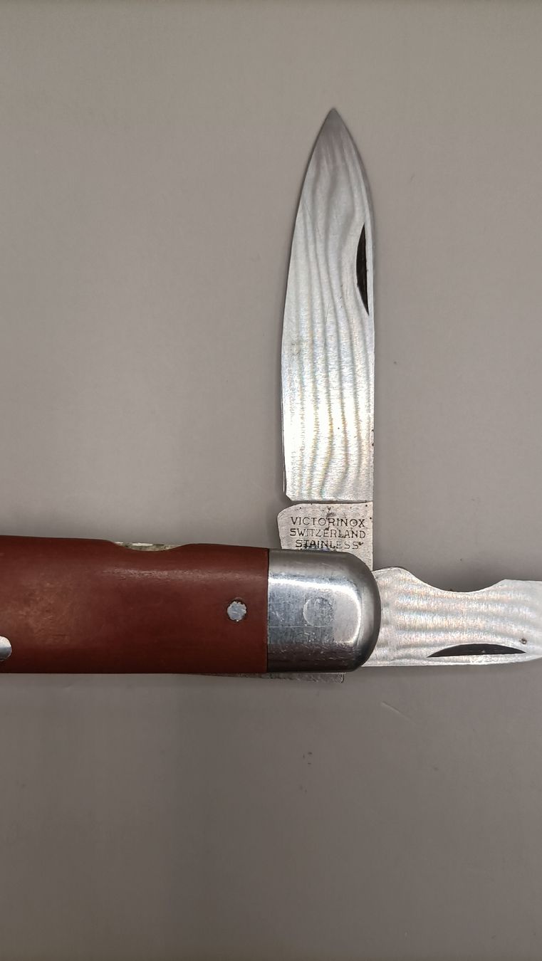 Victorinox Coltelli tascabile: couteau militaire suisse 1951-57 – Usato da Pampigny venduto da Calypso06 6