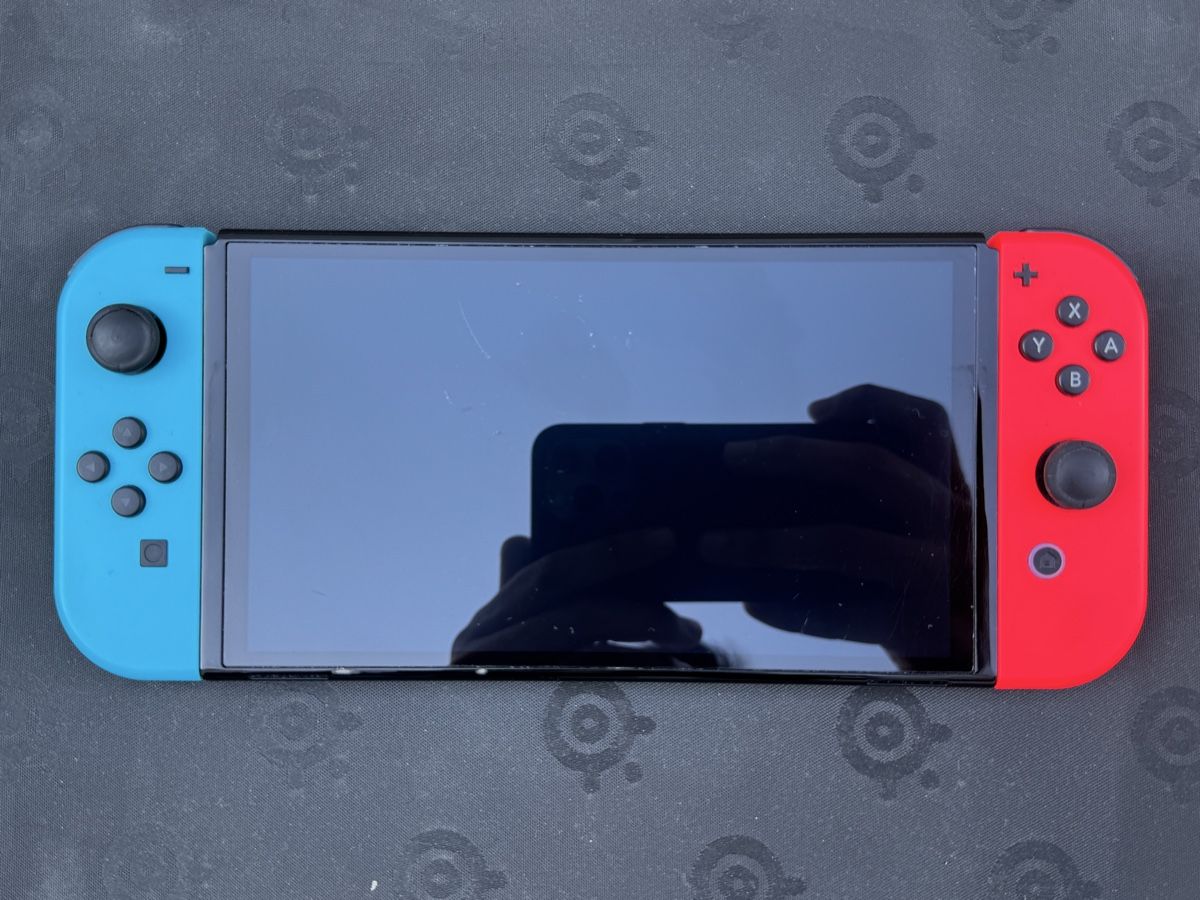 Nintendo Consoles: Nintendo Switch OLED – D'occasion à Genève par kaldwin 3