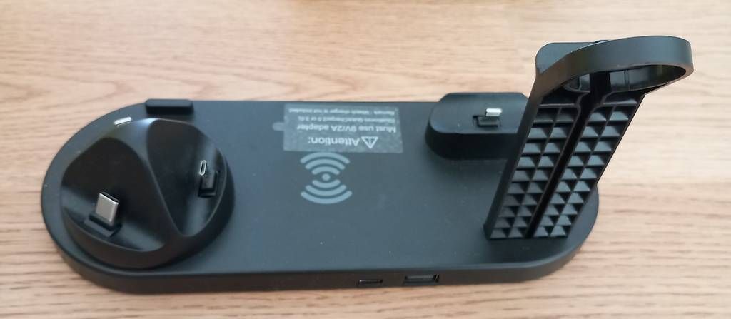 Docking station: kabelloses Ladegerät – Nuovo (secondo la descrizione) da Schlieren venduto da cas_yw5s 1