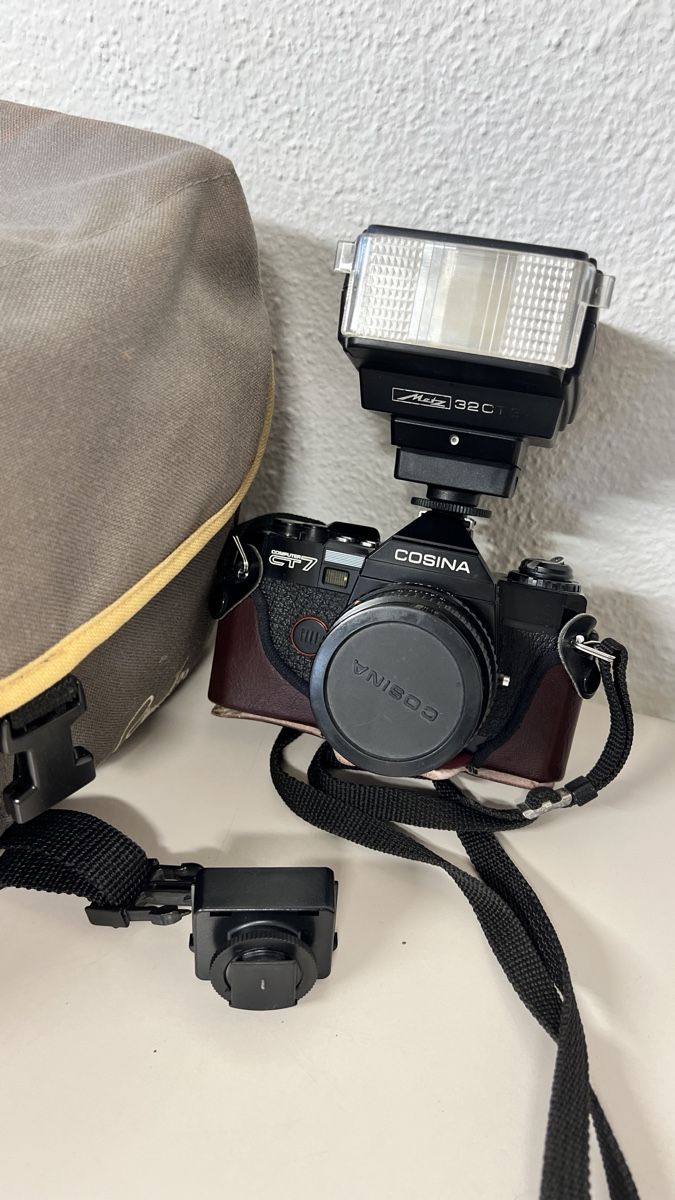 Kamera: Cosina CT7 Spiegelreflexkamera mit Blitz und Tasche – Gebraucht aus Unterkulm von Sita013 1