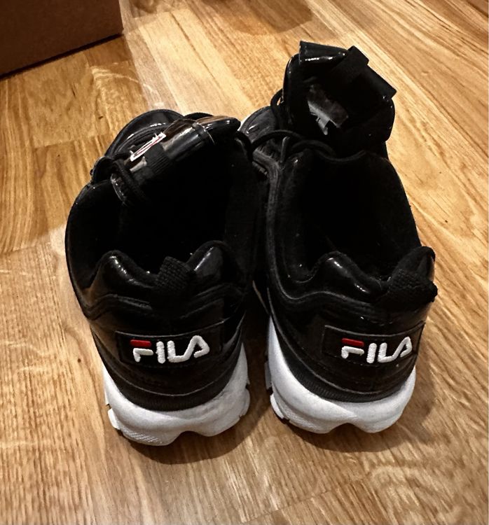 Fila disruptor noir brillant 2025