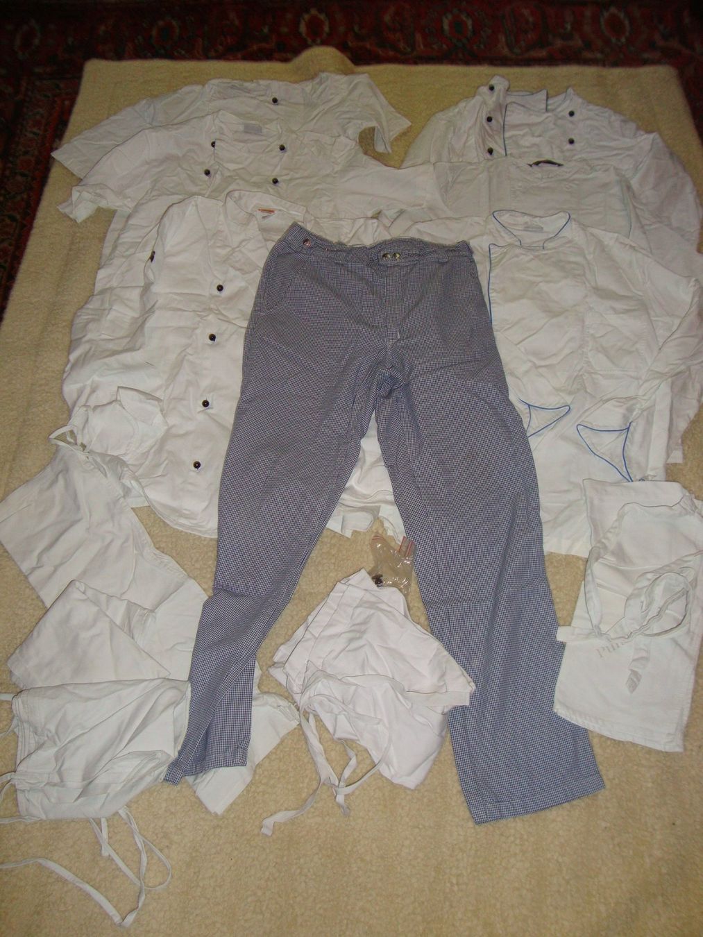 Lotti di vestiti: Koch/ Bäcker/ Konditor Kleider Jacken+Hose Grösse 44 Set – Usato da Laufen venduto da ereli