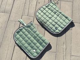Satteldecke / Schabracke, 1x neu und 1x gebraucht, grün Pony