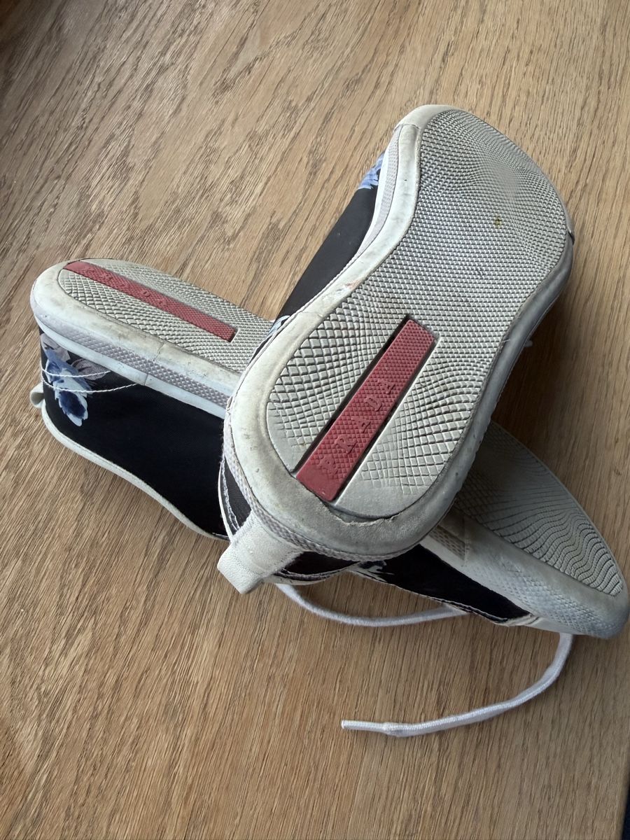 Prada Scarpe da donna: Prada Sneakers Gr. 38.5 – Usato da St. Gallen venduto da Miss_Jane_Marple 3