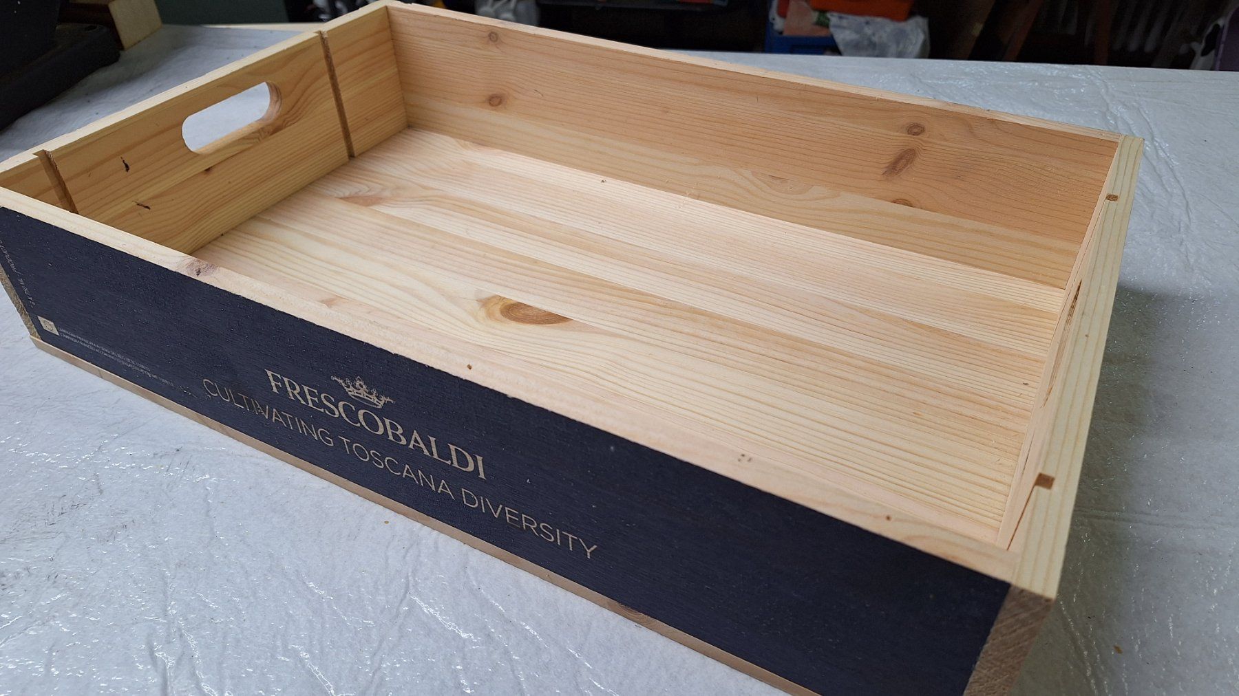 Piatti di portata: Holz - Garten-Serviertablar – Usato da Arlesheim venduto da shopradl