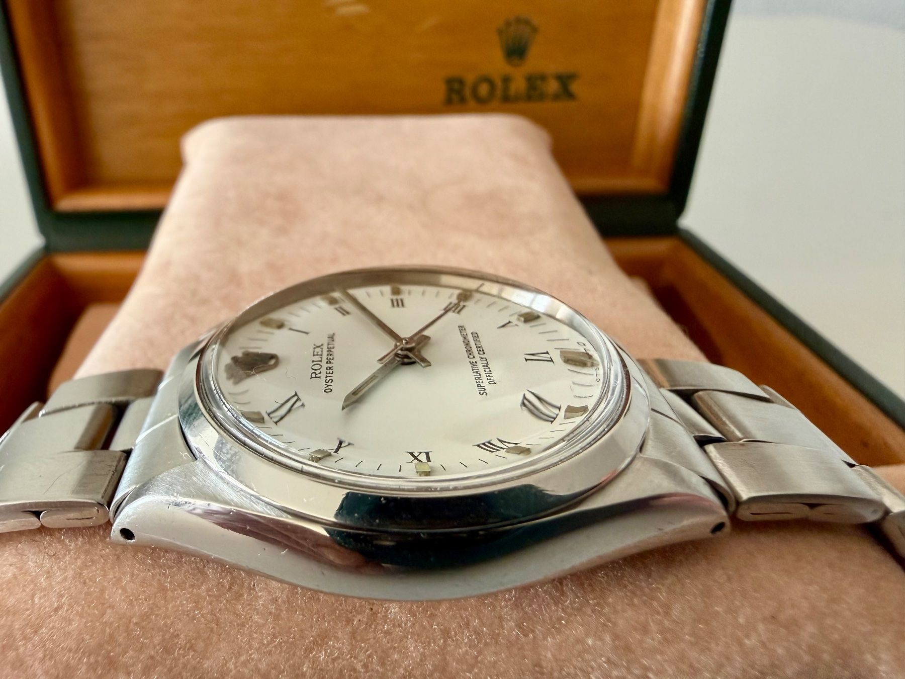 Rolex Orologi: ROLEX Oyster Perpetual, Ref.1002, 34mm, Automatic, with box – Usato da Le Mont-sur-Lausanne venduto da LycaGallery 4