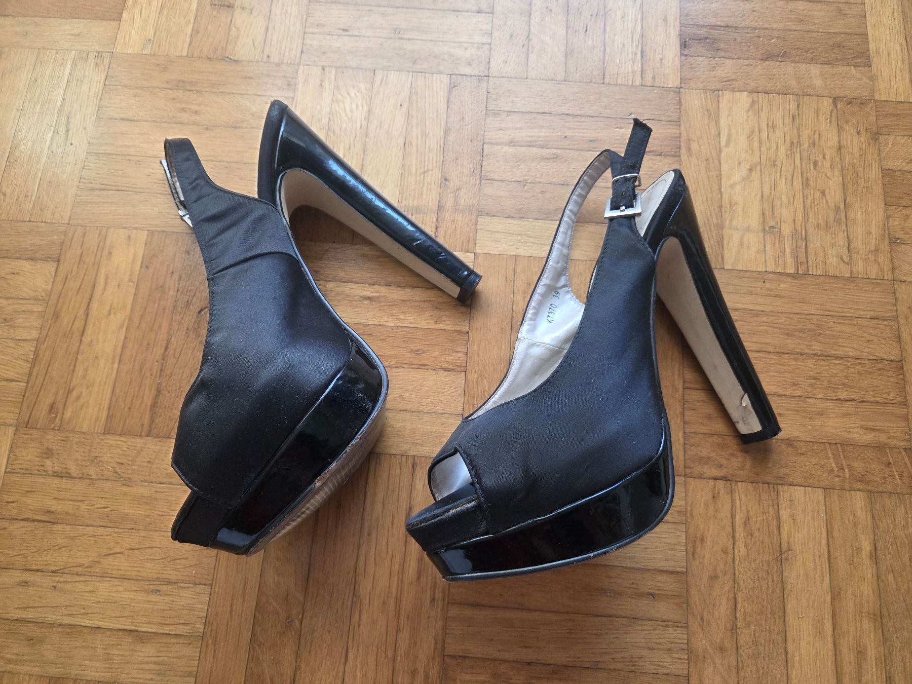 Scarpe da donna: Highheels Gr. 39 – Usato da Basel venduto da Roundtrip 1
