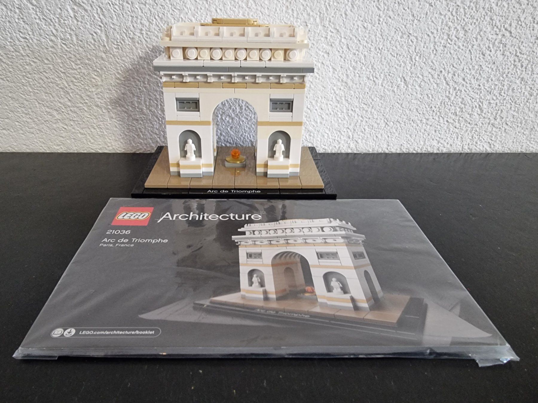 Lego Kit di costruzioni: LEGO Architecture 21036 - Arc de Triomphe - Complet – Usato da Charmey (Gruyère) venduto da winner-winner