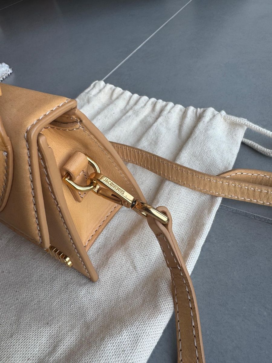 Jacquemus Borse da donna: Jacquemus Le Chiquito – Nuovo (secondo la descrizione) da Massagno venduto da pam_2fw2 5