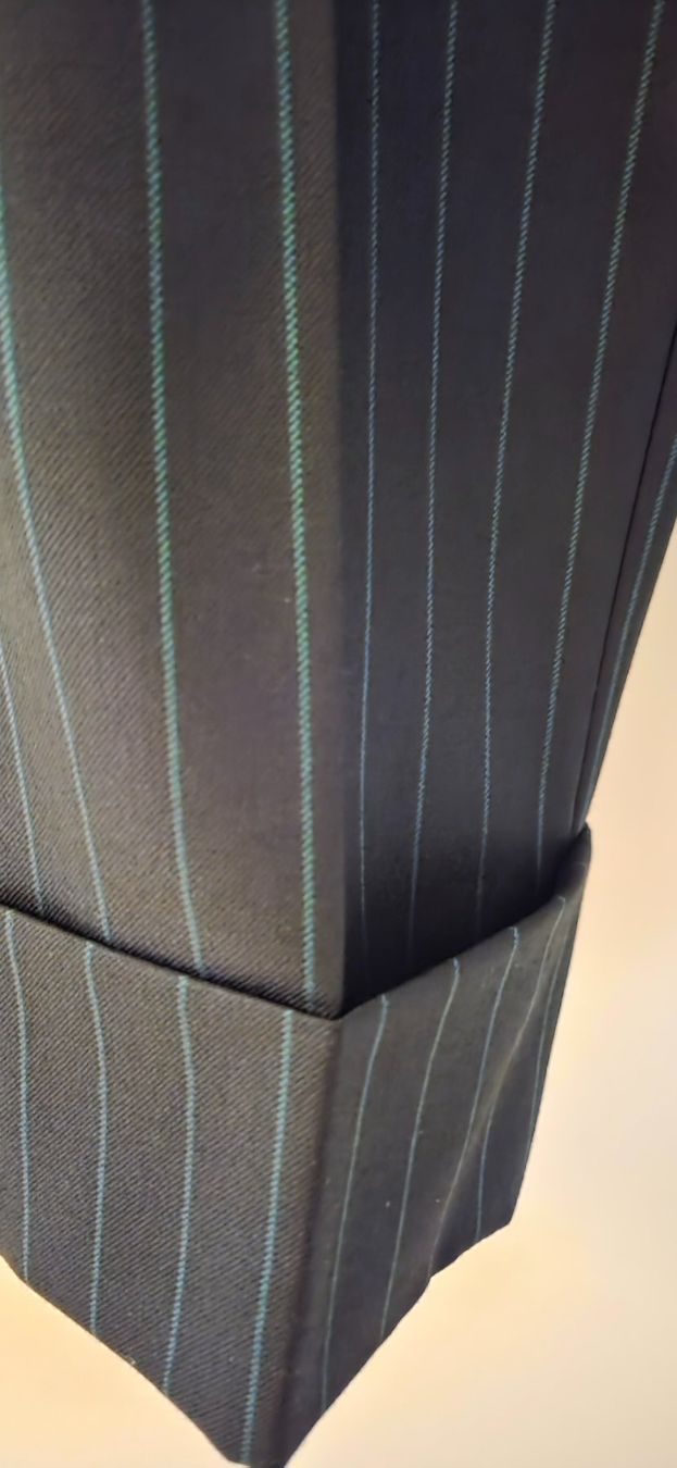 Dolce & Gabbana Hosen: 3/4 Hose DOLCE GABBANA 100% Wolle Gr 38 NEU – Neu und originalverpackt aus Wettswil von the_jr6l 3