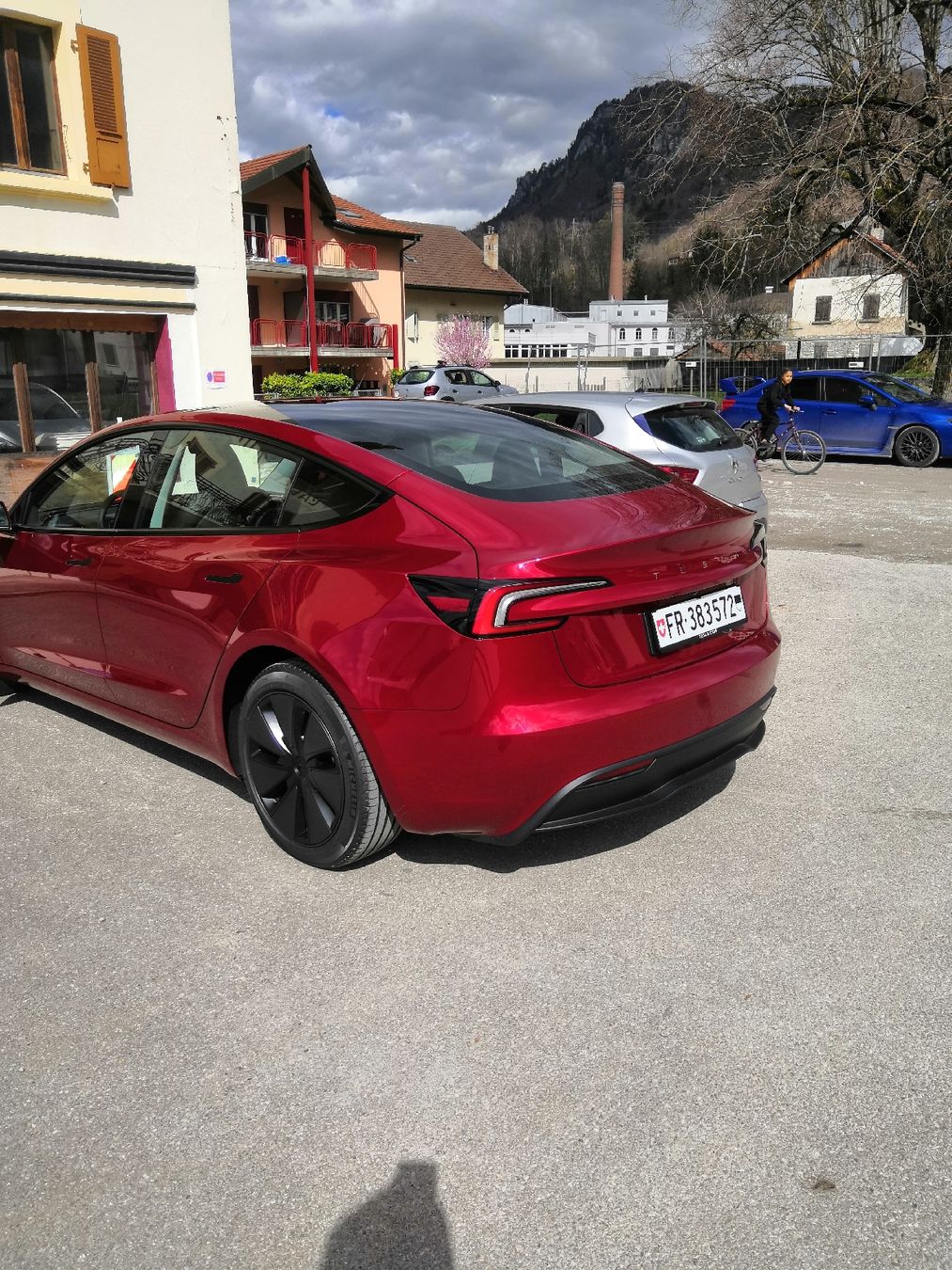 Tesla Automobili: Tesla Model 3 Propulsion Highland Rouge Version limitée – Nuovo (secondo la descrizione) da Schwarzsee venduto da lorenzo_di_martino 2