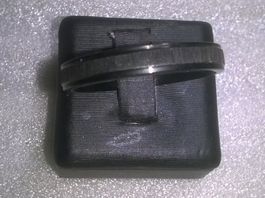 RING EDELSTHAL,,AUFGRAUT UND GLANZIG