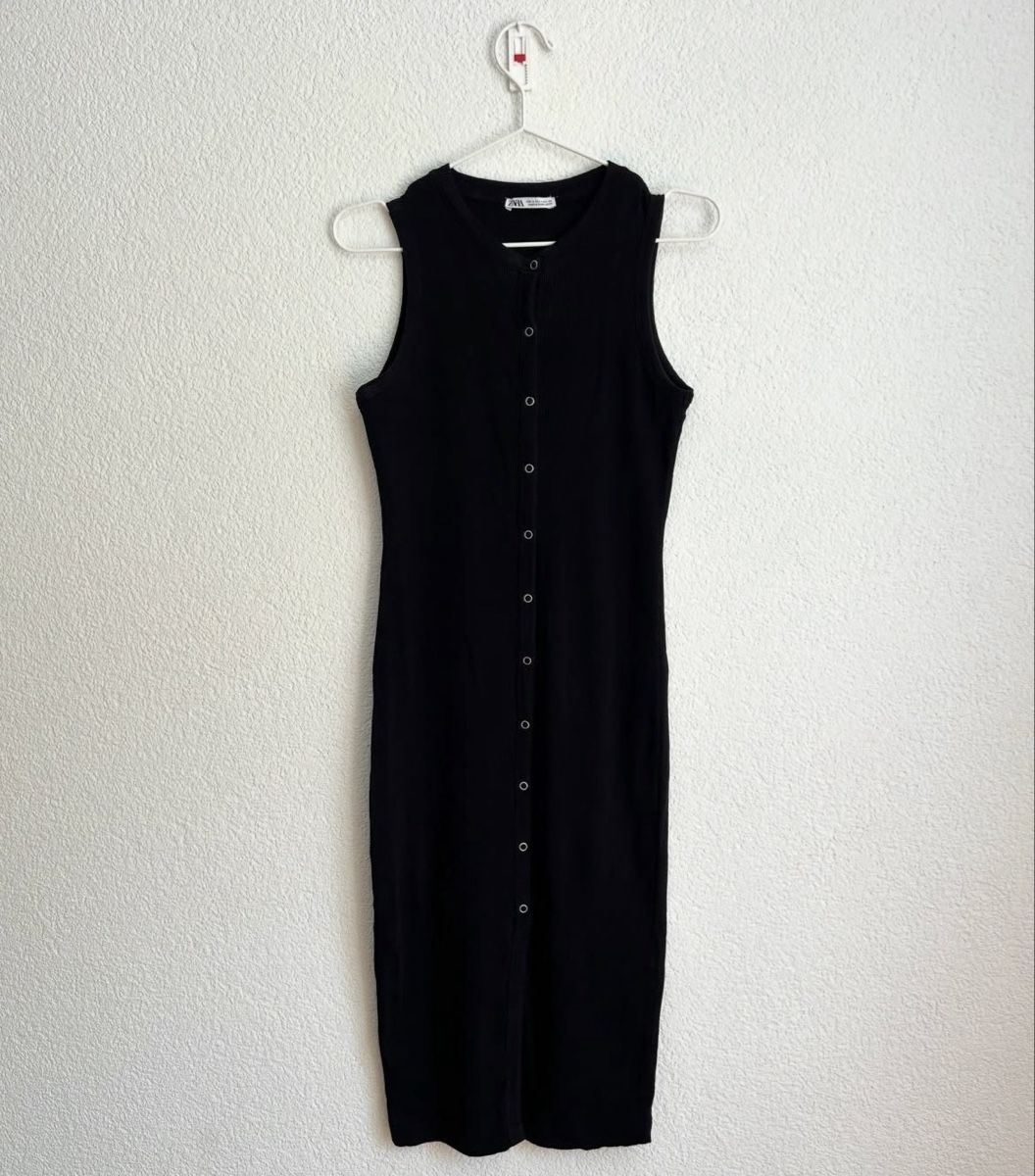 Zara Kleider: ZARA Kleid schwarz Grösse S – Gebraucht aus Chur von faja7000