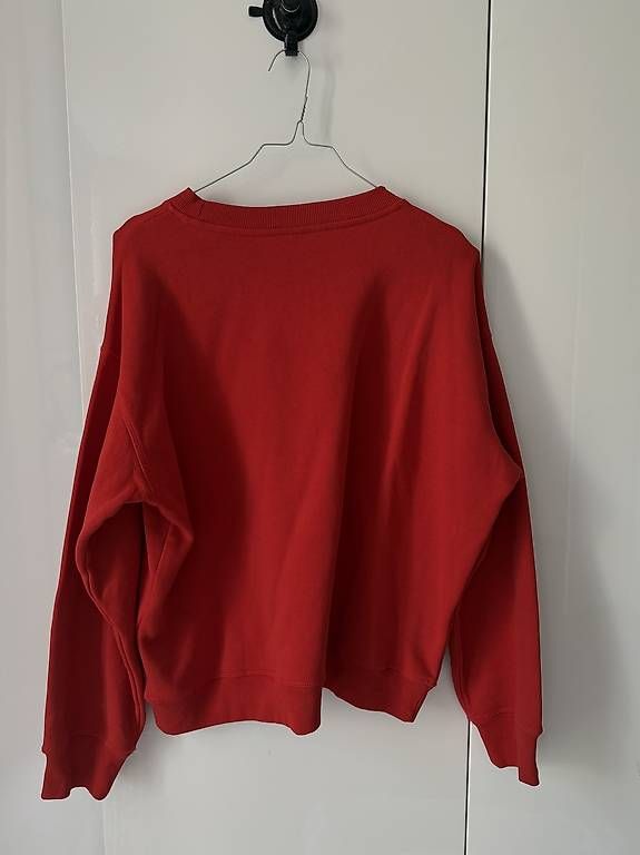 Maglioni & Felpe: Pullover  – Usato da Frauenfeld venduto da Jessy_kardakova 2