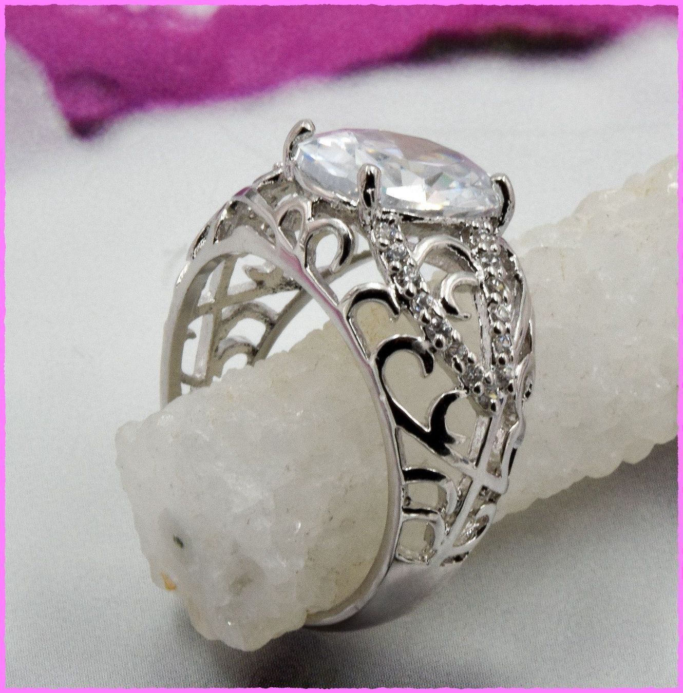 Anelli: Bezaubernder Ring mit Zirkonia – Nuovo e nell'imballaggio originale da Oberglatt ZH venduto da Diamond-Girl 2