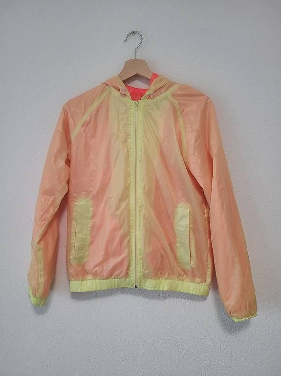 Giacche: Veste coupe-vent avec capuche, taille M – Usato da Lausanne venduto da yul_dbw8