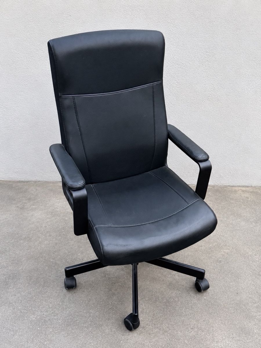 Ikea Chaises: MILLBERGET IKEA Bürostuhl – D'occasion à Allschwil par GrenzWert