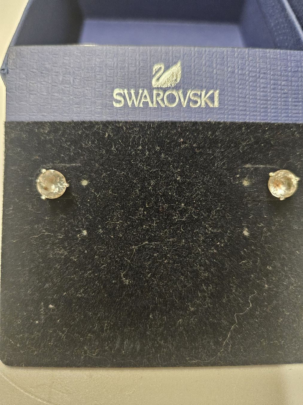 Swarovski Ohrringe & -stecker: Swarovksi Ohrstecker – Neu und originalverpackt aus Dielsdorf von Kenan997 1