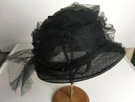 Vintage Hut, Dame, schwarz, mit Tüll-Details, Rorschach
