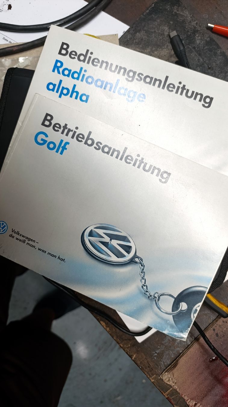 VW Accessori per altri veicoli: Bedienungsanleitung Golf 3  – Usato da Berlens venduto da Stefo21