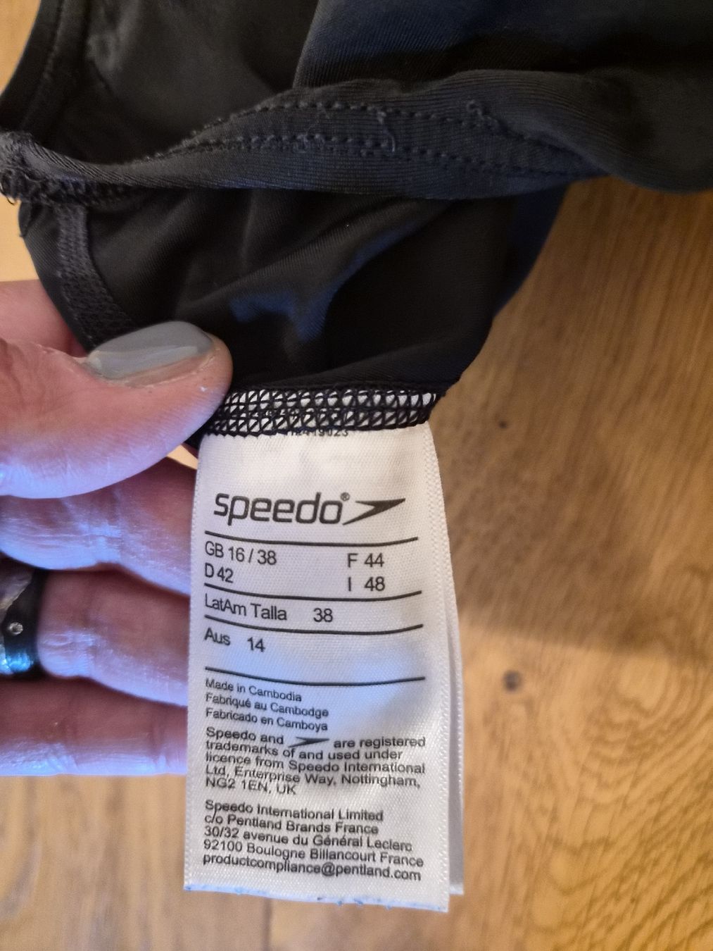 Speedo Badekleider & Bikinis: Badeanzug Speedo Schwarz Grösse 42  – Gebraucht aus Schwarzenberg LU von LadySecondhand 3