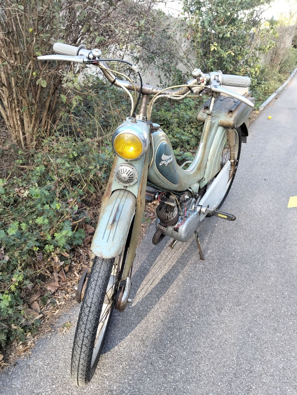 Sachs Ciclomotori: Triumph Fips Mofa mit Sachs Motor – Usato da Embrach venduto da Lotte2 1