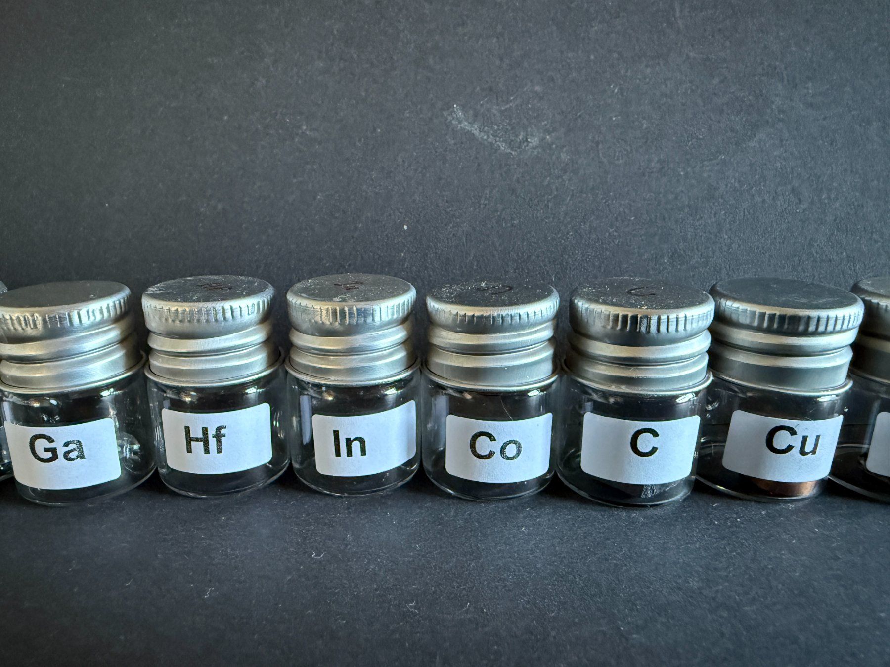 Kit di costruzioni: Elementsammlung 25 chemische Elemente - schöne Stücke! – Nuovo (secondo la descrizione) da Lützelflüh-Goldb venduto da Elementis 1