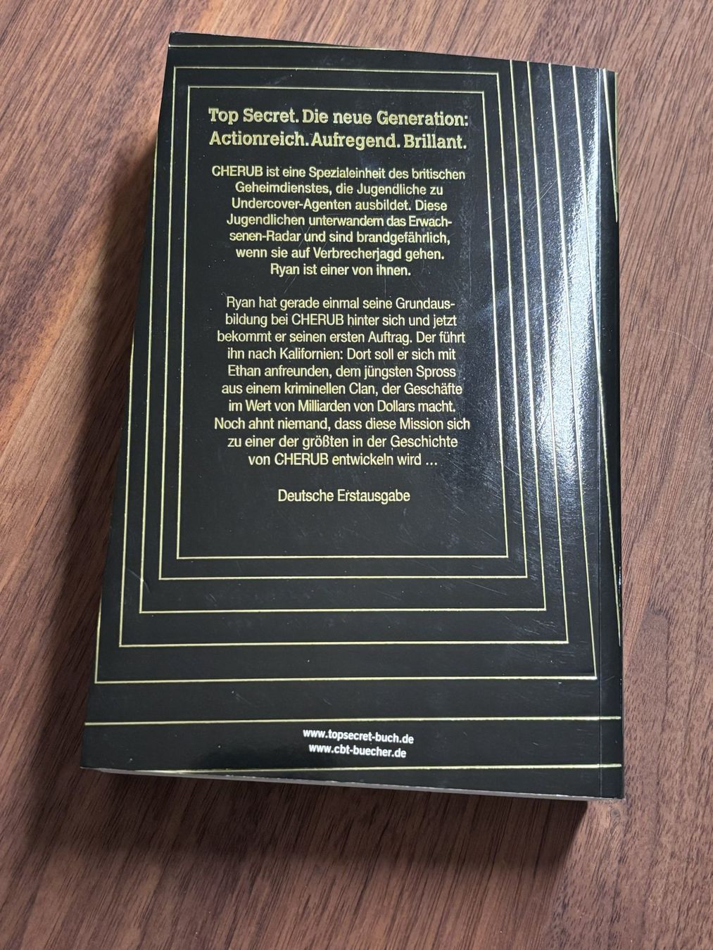 Libri: Top Secret 1 – Usato da Orpund venduto da Shivatiger 1